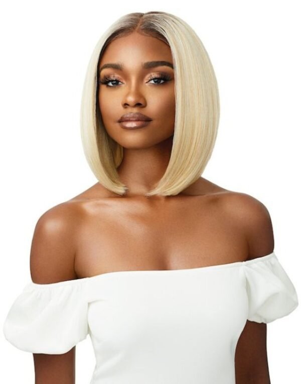 Outre Perfect Hairline HD Wig - Jenisse